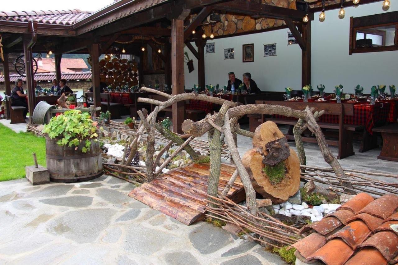Къща За Гости Бабуч Добриниште Экстерьер фото